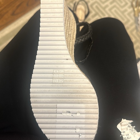 NWT Size 7B Stuart Weitzman black leather espadrille - Picture 4 of 6